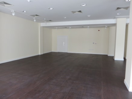 Immediately available, almost 2,000 sq ft of retail space, fitted out to high standard white box finish.<br>Subject to contract, this unit is ready to go.<br><br>Terms: New lease on terms to be agreed.<br><br>Rent: Price on application<br><br>Size: 1...