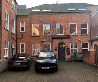 6 Butts Court is a character brick-built office building, and the available accommodation

(situated on the lower ground floor) has been refurbished to provide modern office 

accommodation, which can support a number of uses. 

The whole of the lowe...