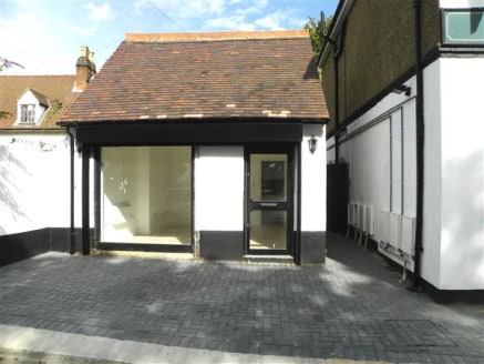 Anderson Estates are pleased to offer this Lock up to the market. Located in the heart of Iver village, available freehold. The shop benefits from approximately 185sq Feet of space....