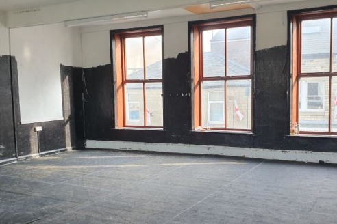 Available immediately 3 storey retail premises with cellar in popular trading position large free carpark to the rear...