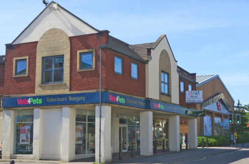 Self-contained First Floor offices in thriving district centre in North Bristol opposite BAE Systems and Rolls-Royce