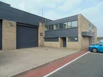 612.70 sq. m (6,595 sq. ft). Heating and lighting. 2 miles east of Newcastle City Centre. Eaves 5m. Established trade and industrial location. Refurbished unit.