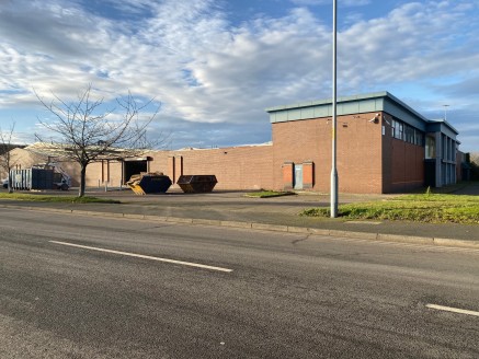 Showroom / Warehouse To Let, Marsh Street, Cannon Park, Middlesbrough