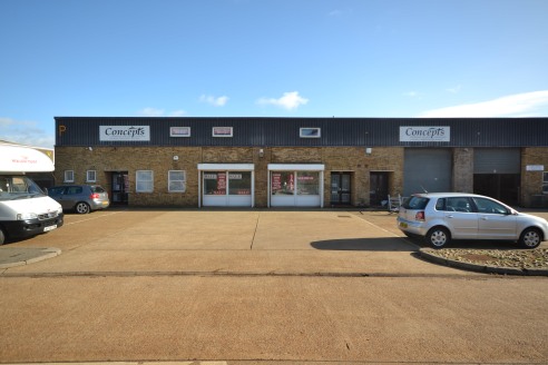 An opportunity to buy or rent a light industrial unit that has been used as a retail showroom / warehouse. Storage and distribution use would be suitable as well. Located on the Riverside Industrial Estate near Littlehampton....