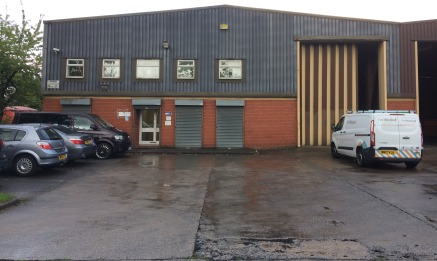 Modern industrial / warehouse unit.

*To be refurbished*

Available Summer 2021*

4,322 sq ft

£22,750 per annum