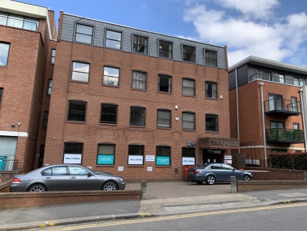 Bank House is an attractive 1980's brick built office building, arranged over ground and 3 upper floors. There is an attractive ground floor entrance lobby and an automated passenger lift to all floors. The entire 2nd floor is available to let, compr...