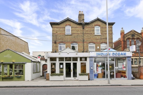 Ground floor restaurant available to let in an affluent location