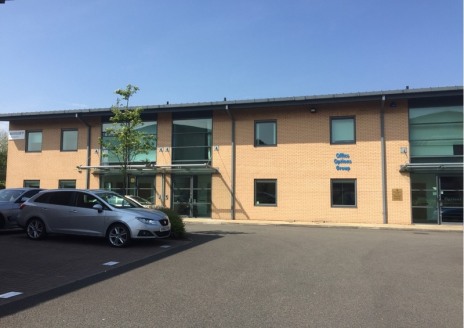 The first floor offers an open plan working space and benefits from fitted carpets, suspended ceiling, LG compliant lighting, comfort cooling and WC facilities. The entrance to Castle Court is controlled by a security barrier and the office benefits....