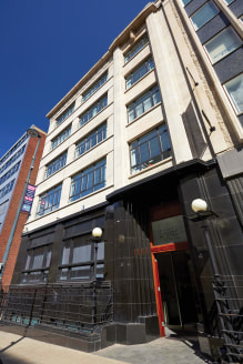 Fronting onto the Headrow with access from South Parade, Fountain House is a prominent and attractive office building with modern facilities following a complete internal rebuild and consistent upgrading.

The building provides high quality grade A o...