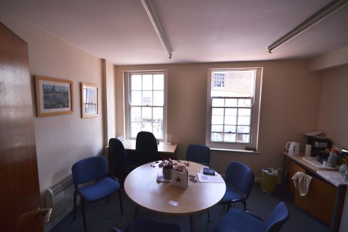 Self contained office suite on the 1st and 2nd floors in the centre of Chichester. Very well positioned with easy access to all amenities and public transport....