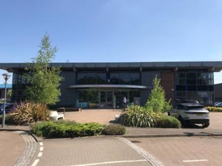 The property comprises part of the ground floor of a two storey pavilion style office building set in a landscaped business park. The exterior and internal communal areas were extensively refurbished less than 2 years ago....