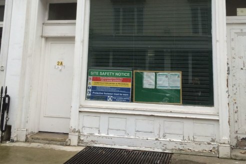 Comprises the ground and basement of this terraced building with residential above. The ground floor is open plan with rear kitchen and benefits from a single glazed shopfront, internal shutter and fluorescent lighting. The basement (accessed via a s...