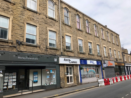 Albion Chambers provides a wide range of office accommodation which will suit requirements from 124 sqft up to 933 sqft. The office building comprises of various small office suites on the first floor and one larger office suite of 933 sqft which may...