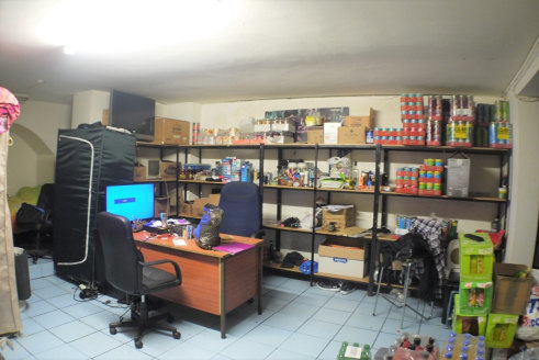 Victor Michael have the pleasure of presenting this commercial unit to the market. This property has plenty to offer including A1 classification.