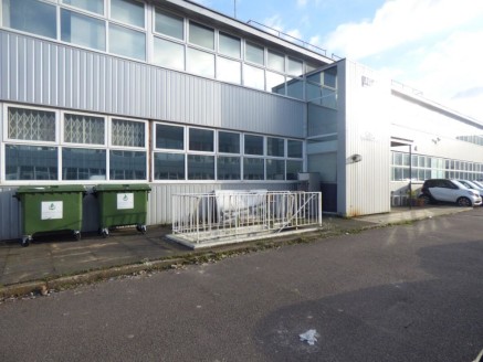 KEENLY PRICED GROUND FLOOR OFFICE TO LET. In the block are communal toilet and kitchen facilities. Parking is available on site spaces by negotiation with the landlord. Keys held by agent call now to view.............