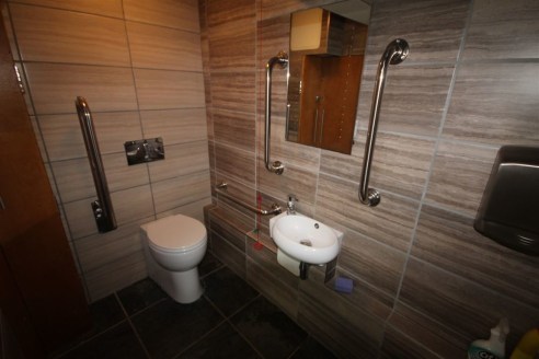Inclusive of all bills is this fully serviced office spread over 14 square meters and features 24 hour access, video entry phone, CCTV system, roller shutter blinds, shared kitchen area and shared male and female toilets facilities.