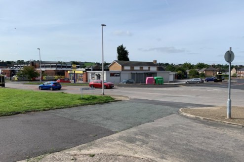 Retail unit comprising 4,833 sq ft available to let in Runcorn. Suitable for a variety of uses (STP). 

The property occupies a prominent position on a local parade anchored by Co-Op, with other occupiers including Well Pharmacy and Martins Newsagent...