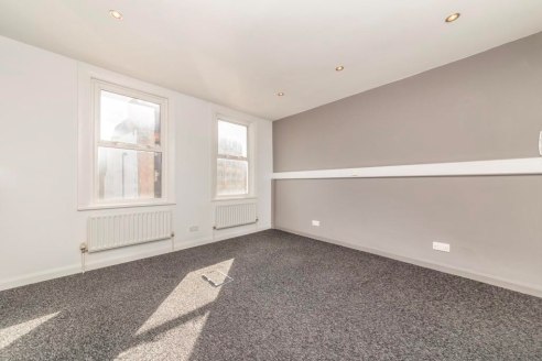 78 Southwark Bridge Road comprises a mid-terrace period building arranged over basement, ground, and two upper floors.\n\nThe entire building has been recently refurbished and decorated....