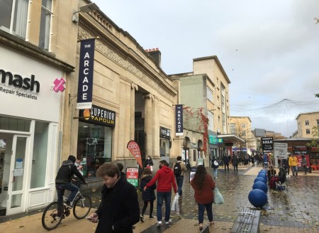 Retail To Let - E Planning Consent