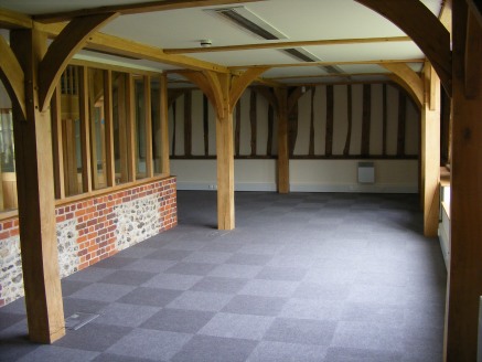 The property is located within a private complex including 5, self contained converted barn office buildings. Abbey Barn Business Centre is situated less than 2 miles from High Wycombe Town Centre and 3 miles from Marlow. Both towns provide train sta...