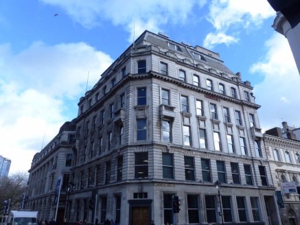 Arkade Property are delighted to offer these incredible offices, set in a prominent location at the intersection of Colmore row and Bennetts hill in the heart of Birminghams business district.Double glazing, air conditioning, concierge, communal bike...