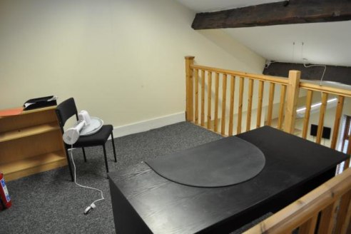 A2 / A1 ground & first floor offices town centre premises in established trading location Combined office space of 908 sq. Ft....