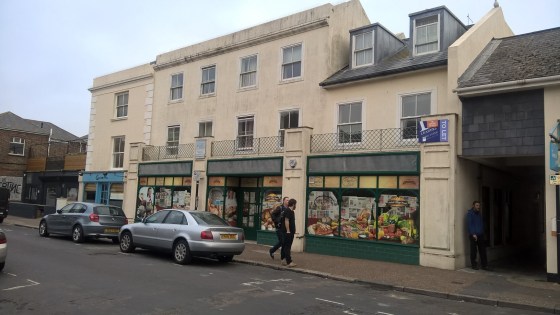 Substantial Town Centre Retail Unit with A3 use (Food & Drink)