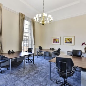 Hudson House - WC2E