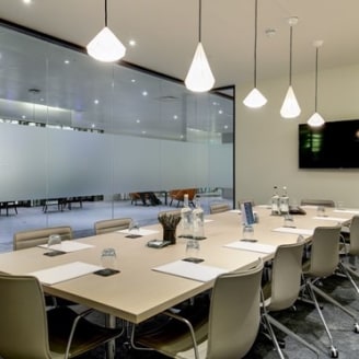 St James's Square - SW1Y (CO-WORKING)