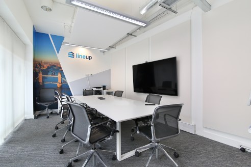 The office is self-contained and benefits from direct

street access. It includes full air conditioning and is

fully fitted and cabled to a high standard. Furniture

can also be made available by separate negotiation.