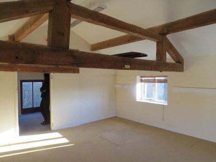 Fully Self-Contained First Floor Offices TO LET 

Rural Location

Extending to 107.3m&sup2; (1,115ft&sup2;)