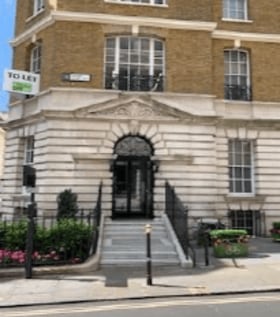 1-3 College Hill - Part 4th Floor, EC4R 2RA\n\nLocation\n\nThe building is just south of Cannon Street on the corner of College Hill and Cloak Lane. Cannon Street (Mainline, Circle and District Lines), Mansion House (Circle and District Lines) and Ba...