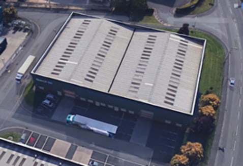 TO LET: Detached warehouse on established estate 20,163 SQ FT (1,873.20 SQ...