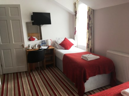 Double hotel property located in the centre of Blackpool close to all the shops, bars, restaurants, theatres and the famous Blackpool Tower. 16 en suite letting bedrooms all with TV's with DVD, tea/coffee making facilities, central heating, double gl...