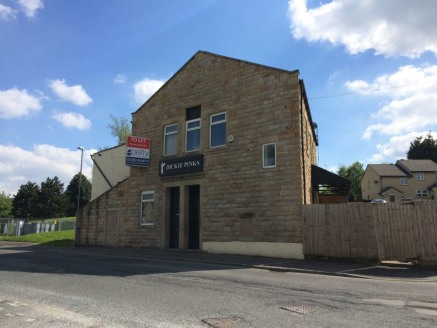 LOCATION\n\nThe property is situated on Tunnel Street close to its junction with Pendle Way. The property is located close to of junction 10 of the M65 with Burnley and Padiham town centres also within close proximity....