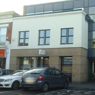 Station Approach - TW15