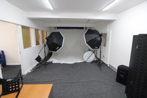 Self-Contained Office/Studio Space with Car Parking in Hockley - Total NIA 980 ft2 (91.04 m2)...