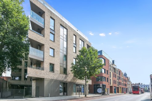 This dual aspect property is offered in shell and core condition with capped services, floor to celling fully glazed windows, with a 3.4m celling height. This allows for retail uses such as a shop or office. 

This property is located on Camberwell N...