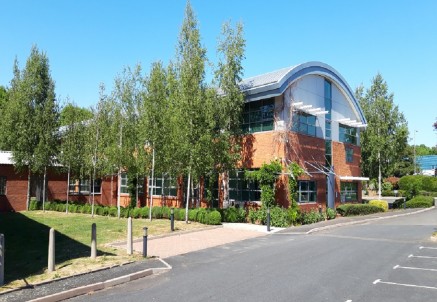 Stella House comprises an established office campus that offers modern purpose built accommodation within a spacious environment. The development offers a variety of office suites that allow businesses to grow. Each office suite benefits from a high...