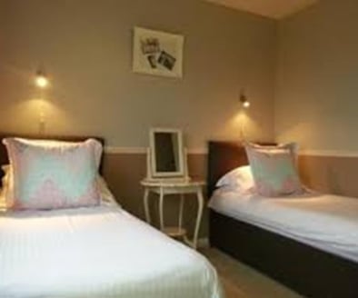 Freehold 13 Bedroom Guest House & Cafe In Looe For Sale\n2 Separate Owners Apartments\n4 Star Rated (Blue Flag)\nLicensed\nScope for Touring Pitches\nRef 2076\n\nLocation\nThis respected Guest House & Restaurant enjoys a desirable and prominent tradi...