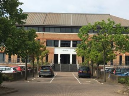 Oak House is a prestigious three-storey office building and adjoining occupiers include Hilton and Wetherspoon. This 6,663 Sq Ft suite is situated on the 2nd Floor of Oak House and benefits from:\n\n*To be fully refurbished\n*New VRF Air conditioning...