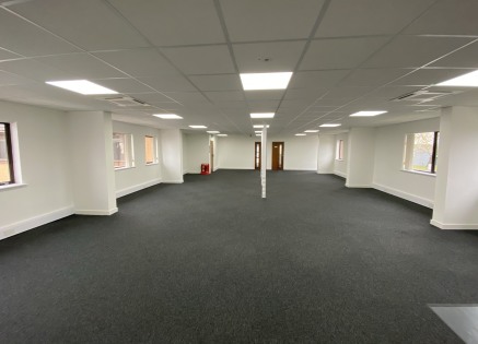 Parkway business centre provides a number of good value office units within zone 2 of Deeside Industrial Estate.

Block E - First Floor - 1,860 sq ft @ £10 psf = £18,600 per annum

Open plan offices at first floor.

Plus meeting rooms, kitchen and WC...