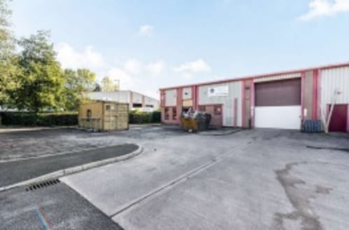 Situated in a premier industrial location, this space benefits from 3 phase power, CCTV and WC facilities. The space is well suited for a range of business needs to include light industrial, warehouse, retail/trade counter, leisure and storage space....