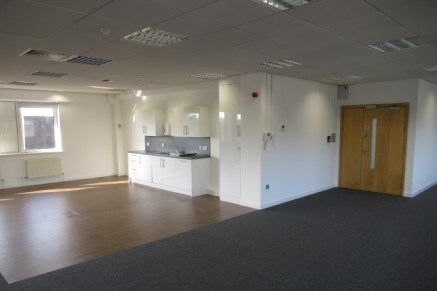 Modern high quality open plan office accommodation immediately off Roscoes Roundabout. Instant access to J2 M60 Motorway and a short walk to Cheadle Village.\n\nRents offered on an all inclusive basis....