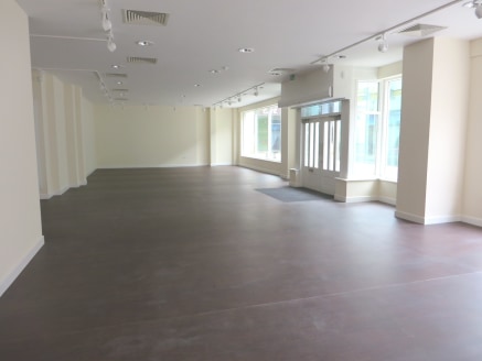 Fitted out to a high standard white box finish, this ground floor unit is adjacent to O2.<br>Close to the entrance to the Penrith New Squares scheme.<br>An excellent opportunity to secure in excess of 2,000 sq ft and be trading in a matter of weeks.<...