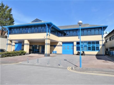 REFURBISHED BUSINESS UNITS WITH GROUND FLOOR WAREHOUSE/STORAGE AND FIRST FLOOR OFFICES - GOOD CAR PARKING PROVISIONS.\n\nLocated within a well established premier West London business area, the Courtyard Buildings comprise a mixture of storage/produc...