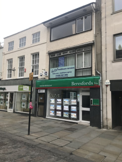 The subject property is situated in the heart of the town centre and comprises a self-contained office suite in a multi tenanted building.

These self-contained second floor office suites benefit from carpeted floors, fluorescent lighting, shared rec...