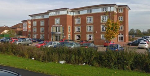 SUPERB OFFICE UNITS\n\nApprox 300 - 20,000 sq ft Subject to availability\n\n* Excellent Office space with complete flexibility\n\n* Kitchen and WC facilities\n\n* Passenger Lifts\n\n* Plentiful on site Parking\n\n* On site Cafe\n\n* Attractive Landsc...