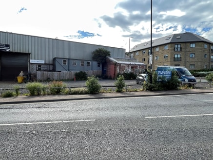 The premises briefly comprise a parcel of land prominently placed on the busy South Parade on the outskirts of Halifax Town Centre close to The Piece Hall, Eureka and Halifax Train Station.

The land itself offers hard standing and is currently used...