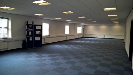 Suite 2 - 1,750 sq ft 

Open plan ground floor office available for immediate occupation. Meeting rooms and kitchen already installed.

8 on site car spaces

2 minutes from M56 junction 12

Other occupiers include GPS Telecom, Group Tyre, Pets at Hom...